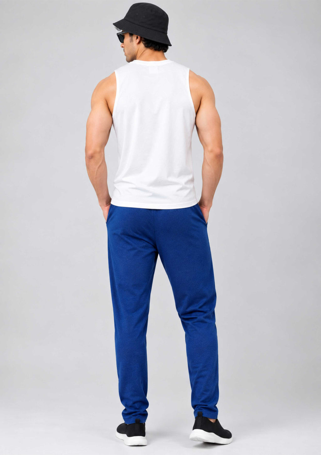 TRACK PANT